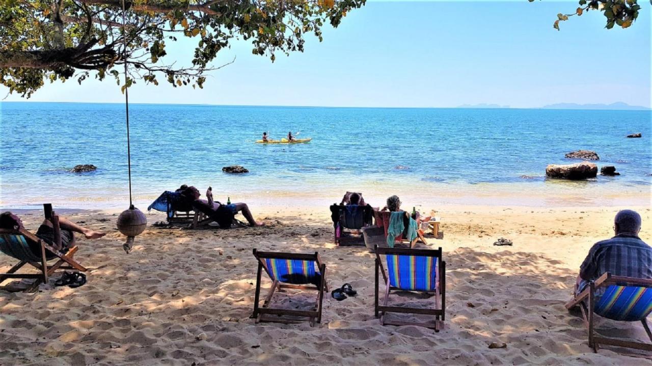 Koh Jum Coral Bay Resort ภายนอก รูปภาพ