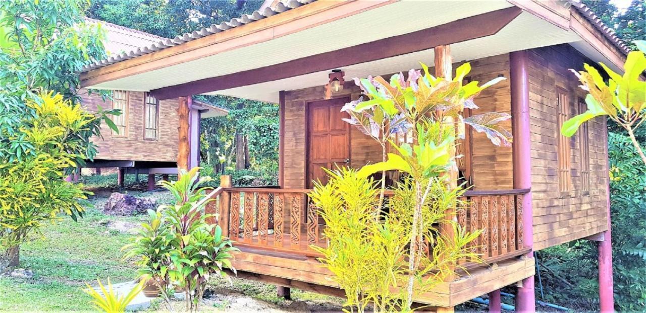 Koh Jum Coral Bay Resort ภายนอก รูปภาพ